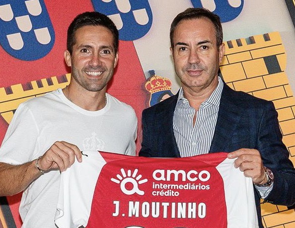 Oficial Jo O Moutinho Refor O Do Sporting De Braga Futebol Divertido