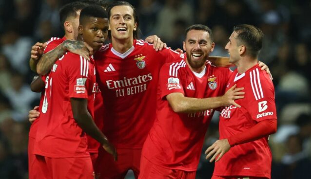 Kokçu e equipa do Benfica